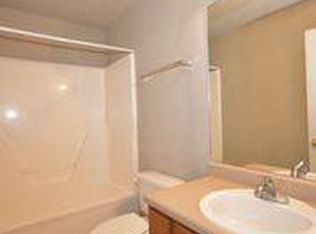938 W Peachtree Dr, Fayetteville, AR 72703