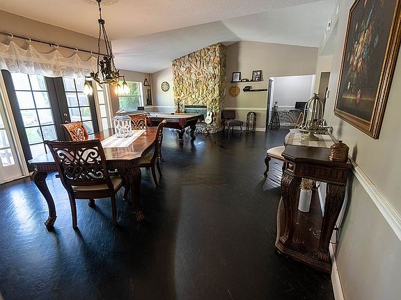 Living Room / Dining Room