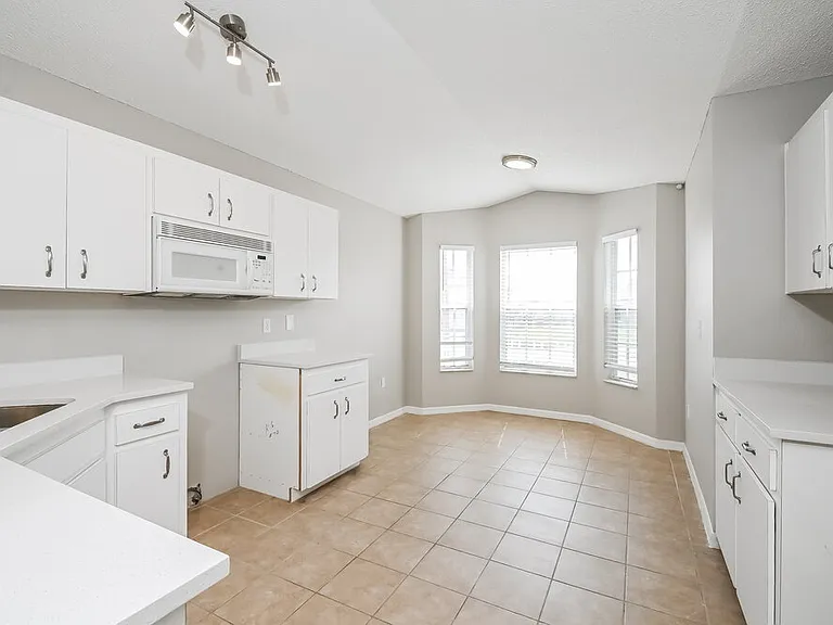 3740 Imperial Dr — Photo 6