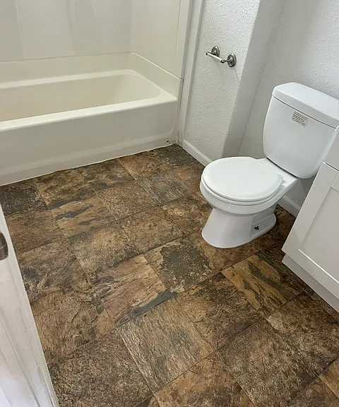 416 W 5th Ave #29 — Photo 16