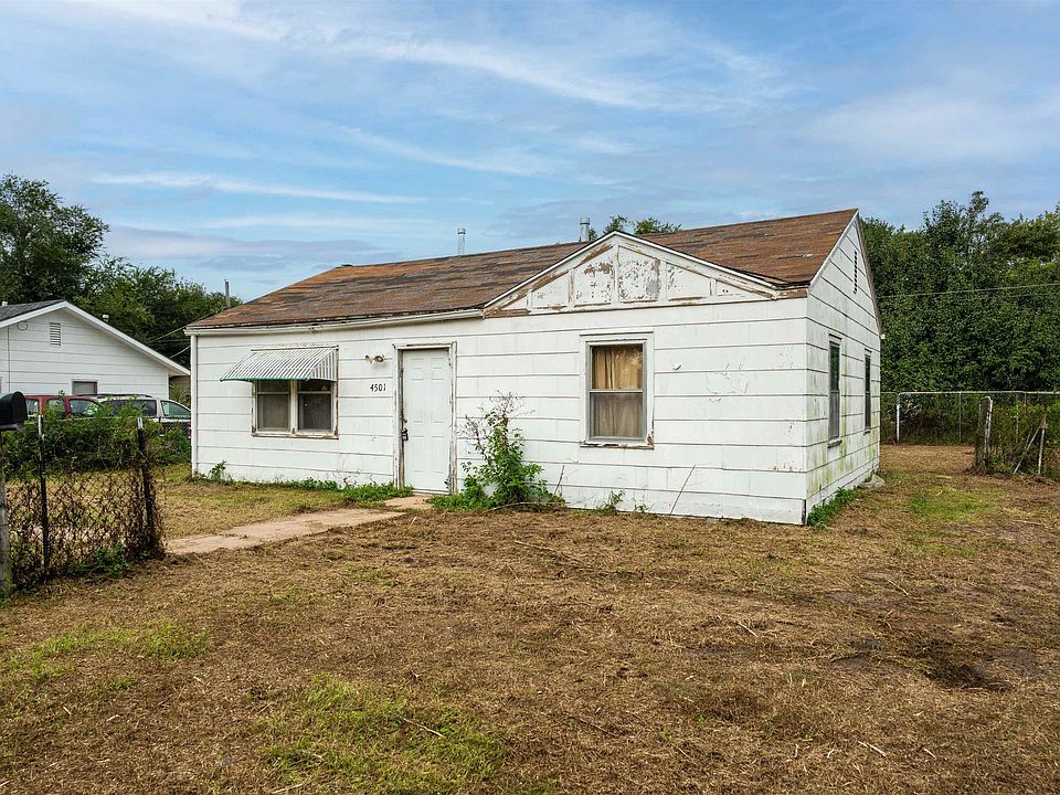 2nd image of 4501 S Jade Ave