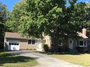 73 Sleight Plass Rd, Poughkeepsie, NY 12603