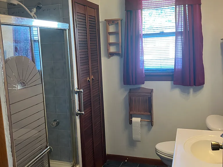 373 Grove St — Photo 5