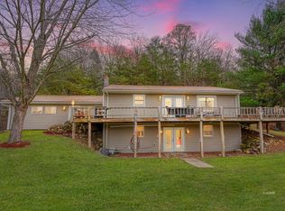 448 Jackson Furnace Rd, Oak Hill, OH 45656