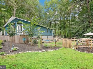 272 Elkins Ln, Lusby, MD 20657