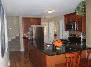 1647 S 58th St, West Allis, WI 53214