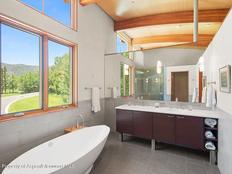 2556 Lower River Rd — Photo 27
