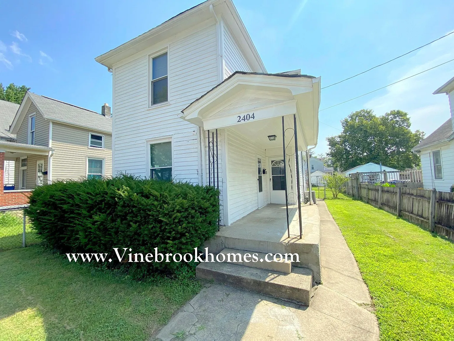 2404 Elmo Ave photo 1