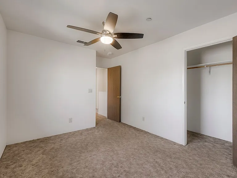 406 Nord Ave — Photo 10