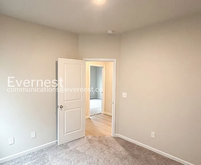 104 Culver St — Photo 14