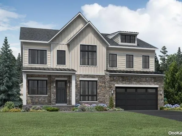7 Sienna Court, Dix Hills, NY 11746