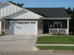 219 Rivers Dr, Holmen, WI 54636