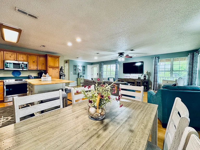 6027 N Airport Rd — Photo 11