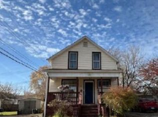 1213 12th St, Port Huron, MI 48060