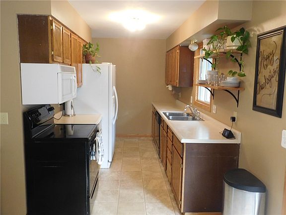 3rd image of 2714 Schabacker Court SW