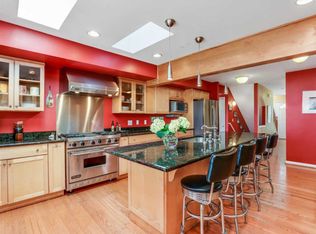 2891 Silver Spring Dr, Ann Arbor, MI 48103