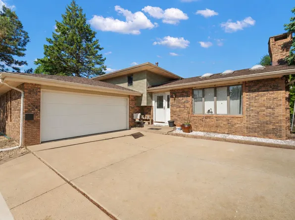 2547 Springhill Dr, Schererville, IN 46375