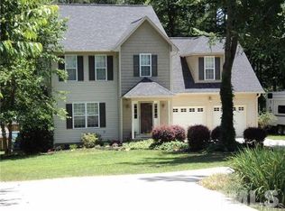 40 Cyra Ct, Fuquay Varina, NC 27526