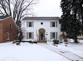 1777 Highland Pkwy, Saint Paul, MN 55116