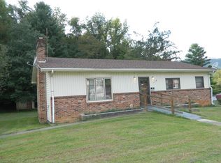 118 Russell St, Saltville, VA 24370