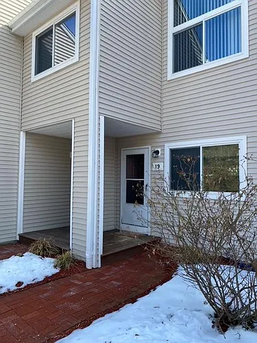 35 Ruth St #19 Photo 1