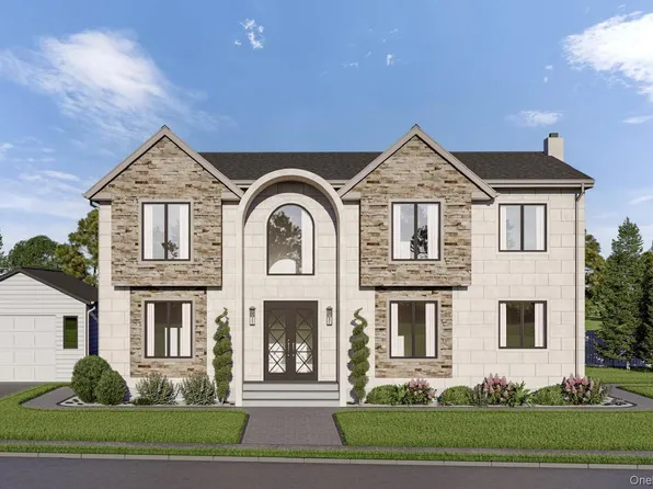 1 Straight Lane, Levittown, NY 11756