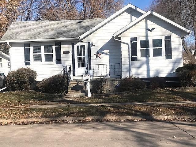 1st image of 1523 East Ave