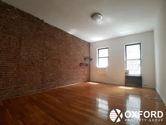 Rented by Oxford Property Group | media 8