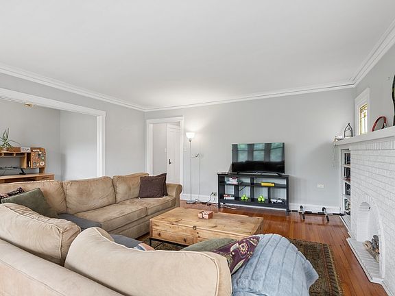 5th image of 925 Ontario St