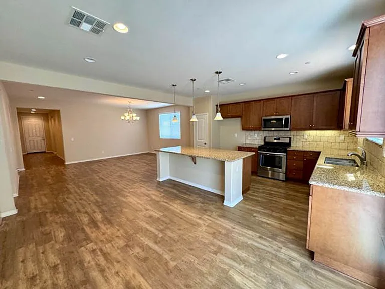34726 Yellow Root St — Photo 18