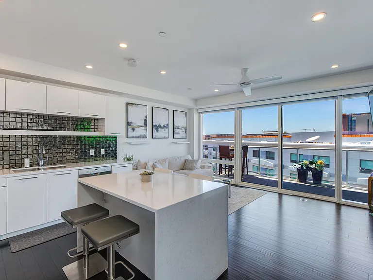 4422 N 75th St #6003 — Photo 3