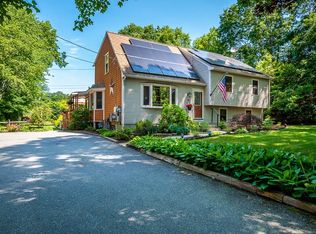 14 Craig St, Carver, MA 02330