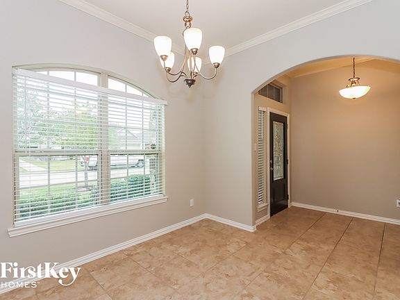 5th image of 4330 Bearberry Ave