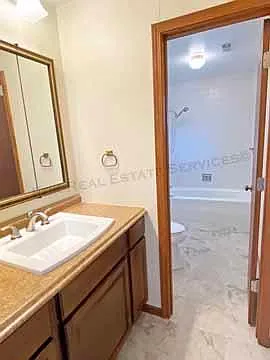 616 Greever Ter — Photo 10