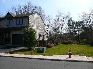 24 Elm Ter, Flemington, NJ 08822