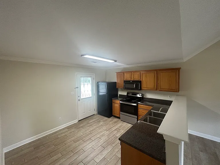 16 County Road 3086 — Photo 4