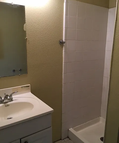 905 W Lynwood Ave #3 — Photo 3