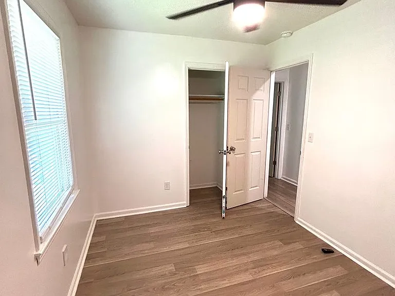 401 Bluebell Ave — Photo 25