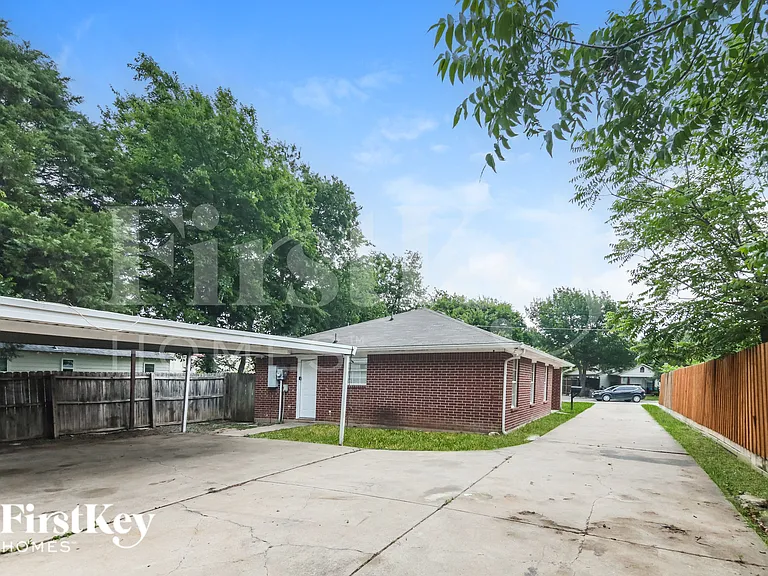 1607 Coleman St — Photo 18