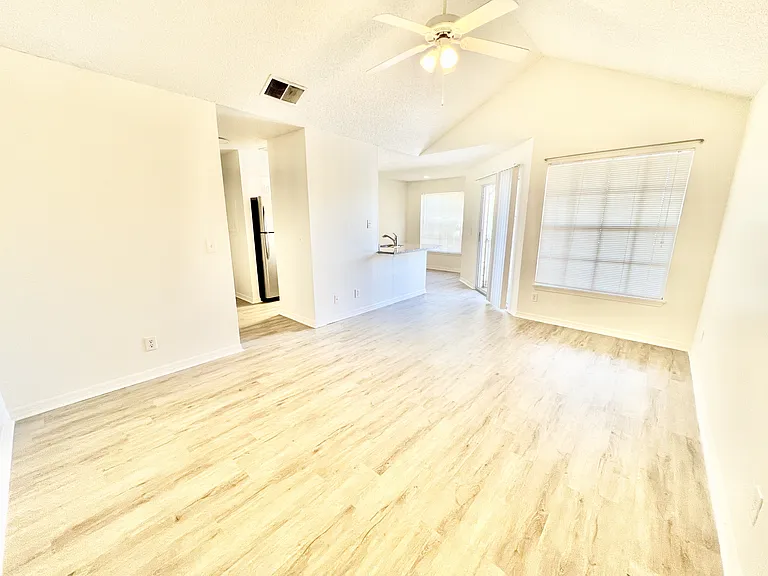 1065 S Hiawassee Rd #1-1435 — Photo 2
