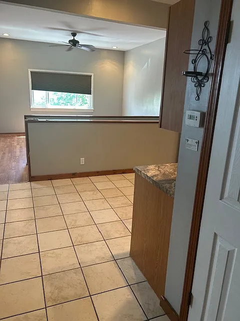 2 bed, 1.5 bath, 1088 sqft, $1,395 — Photo 3