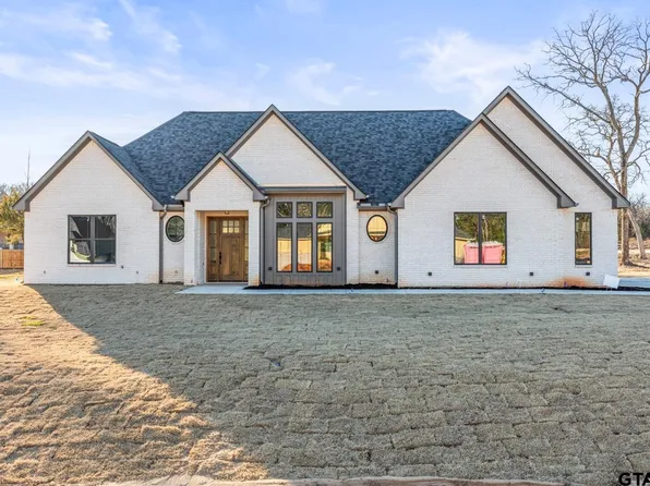 14532 Woodland Creek Dr, Tyler, TX 75706