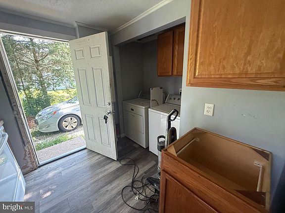 3rd image of 3012 George Ave