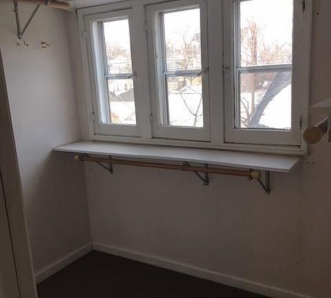 maser bedroom closet