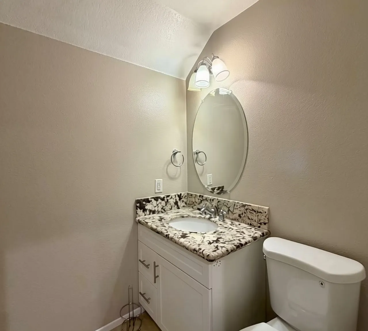 3 bed, 2.5 bath, 1530 sqft, $3,200 — Photo 4