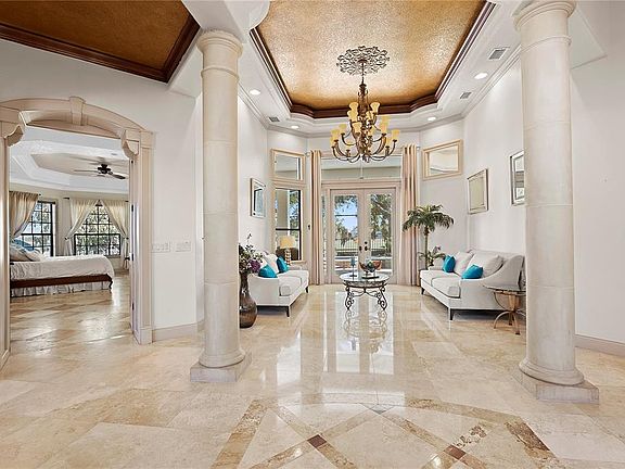 3rd image of 2313 Roat Dr