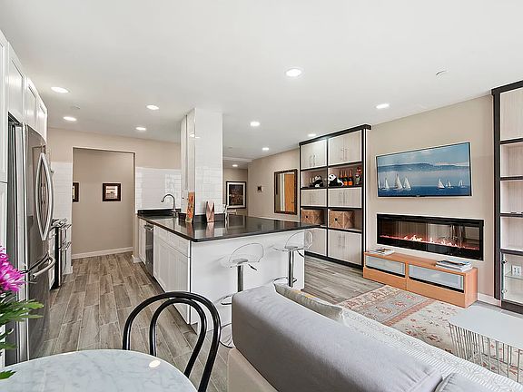 3rd image of 2360 Amsterdam Ave APT 6A