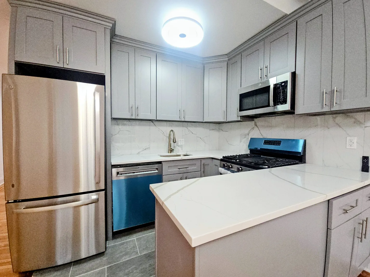360 Clinton Street — Photo 1
