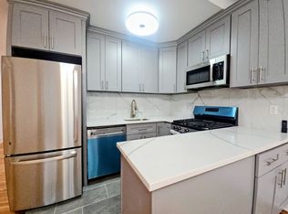 360 Clinton St APT 3, Brooklyn, NY 11231