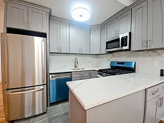 360 Clinton Street, #3